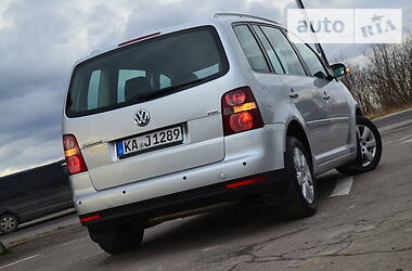 Минивэн Volkswagen Touran 2007 в Дрогобыче