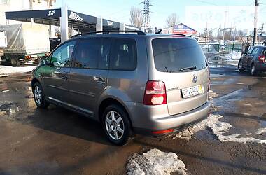 Минивэн Volkswagen Touran 2008 в Виннице