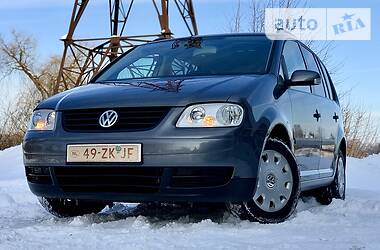 Минивэн Volkswagen Touran 2005 в Дрогобыче