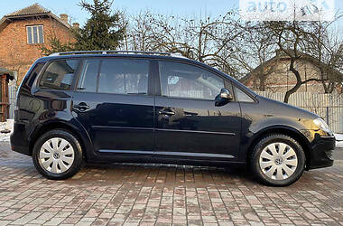 Мінівен Volkswagen Touran 2007 в Тернополі