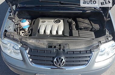 Минивэн Volkswagen Touran 2004 в 