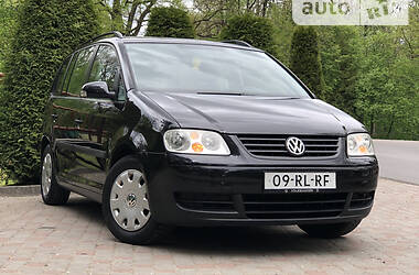 Мінівен Volkswagen Touran 2004 в Дрогобичі