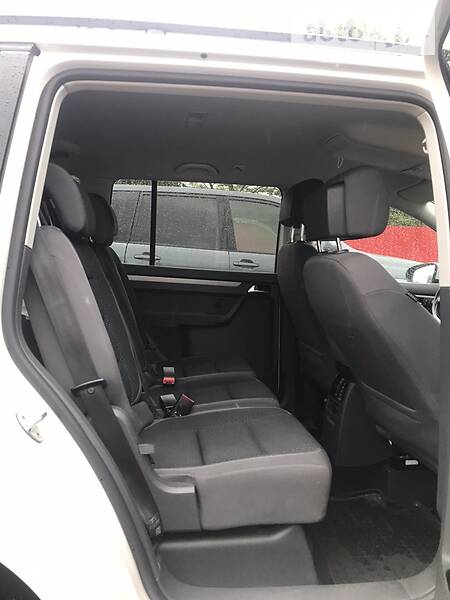 Универсал Volkswagen Touran 2012 в Ужгороде