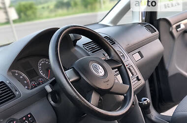 Мінівен Volkswagen Touran 2005 в Дрогобичі