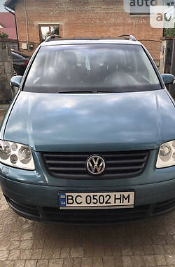 Минивэн Volkswagen Touran 2003 в Городке