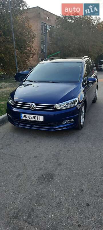 Volkswagen Touran 2017 Volkswagen Touran 2017