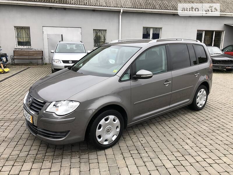 Volkswagen Touran VW TOURAN