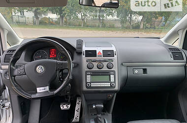 Минивэн Volkswagen Touran 2007 в Луцке