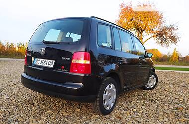 Минивэн Volkswagen Touran 2004 в Самборе