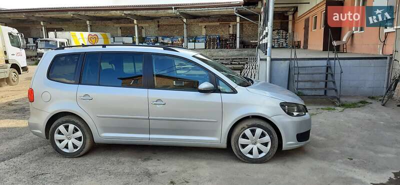 Мікровен Volkswagen Touran 2012 в Шептицькому