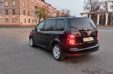 Минивэн Volkswagen Touran 2007 в Кривом Роге