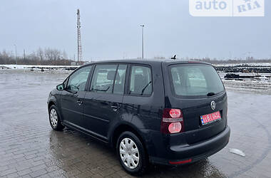 Минивэн Volkswagen Touran 2009 в Львове