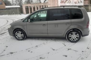 Минивэн Volkswagen Touran 2007 в Броварах