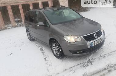 Минивэн Volkswagen Touran 2007 в Броварах