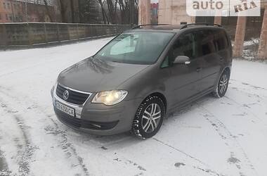 Минивэн Volkswagen Touran 2007 в Броварах