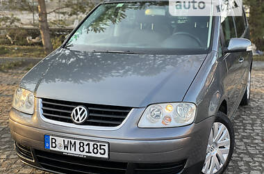 Универсал Volkswagen Touran 2003 в Самборе