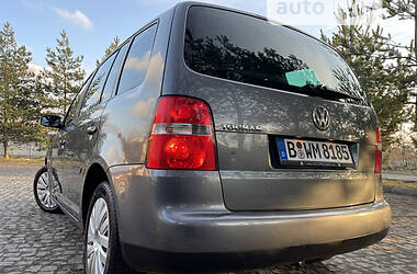 Универсал Volkswagen Touran 2003 в Самборе