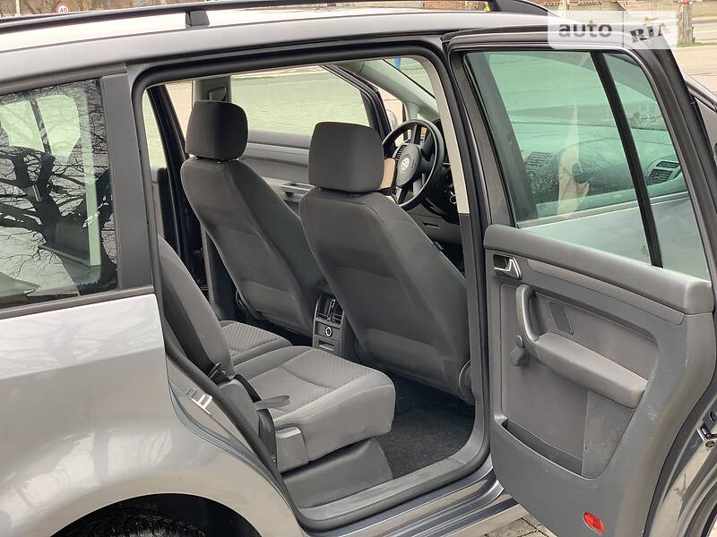 Универсал Volkswagen Touran 2006 в Ивано-Франковске