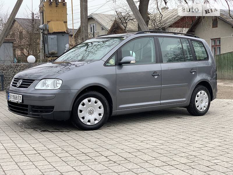 Универсал Volkswagen Touran 2006 в Ивано-Франковске