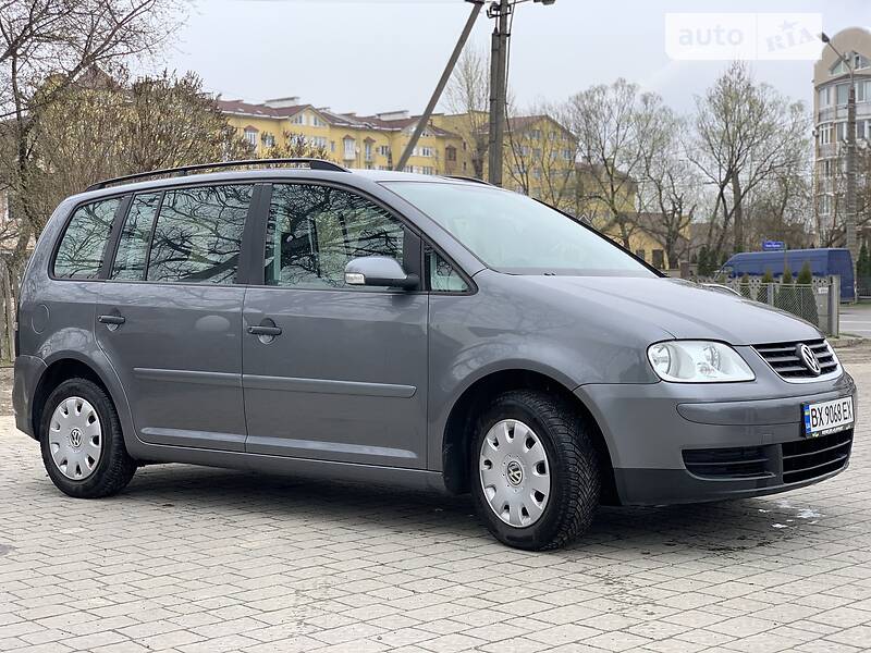 Универсал Volkswagen Touran 2006 в Ивано-Франковске