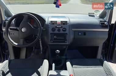 Минивэн Volkswagen Touran 2008 в 
