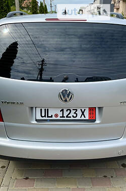 Универсал Volkswagen Touran 2006 в Ужгороде