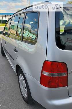 Минивэн Volkswagen Touran 2004 в Белой Церкви