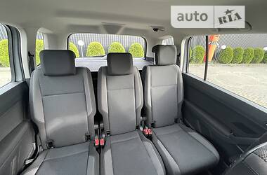 Минивэн Volkswagen Touran 2016 в Львове