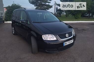 Минивэн Volkswagen Touran 2007 в Мостиске