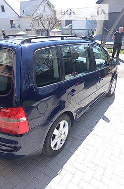 Мінівен Volkswagen Touran 2006 в Полтаві