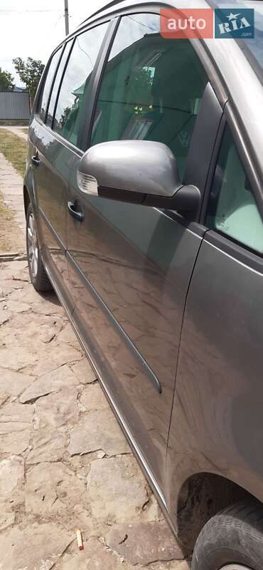 Минивэн Volkswagen Touran 2008 в Тернополе фото 4 Минивэн Volkswagen Touran 2008 в Тернополе