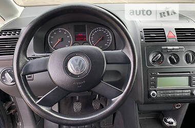 Минивэн Volkswagen Touran 2005 в Дубно