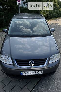 Минивэн Volkswagen Touran 2004 в Стрые