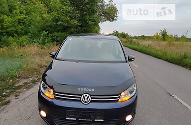 Мінівен Volkswagen Touran 2011 в Козятині