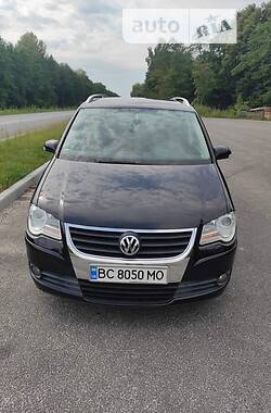 Минивэн Volkswagen Touran 2006 в Бережанах