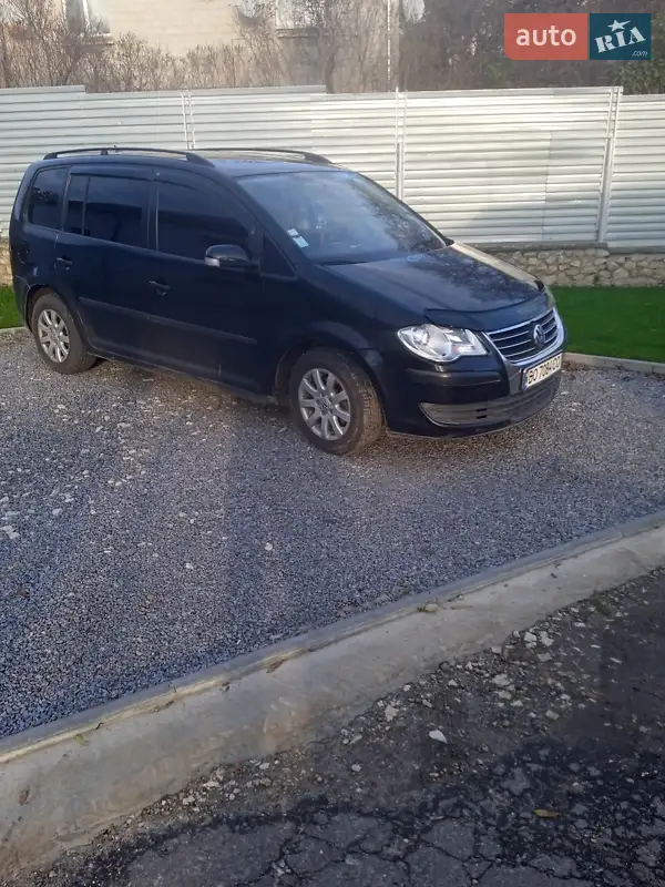 Volkswagen Touran