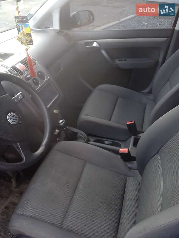 Мінівен Volkswagen Touran 2008 в Тернополі