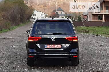 Минивэн Volkswagen Touran 2015 в Ужгороде