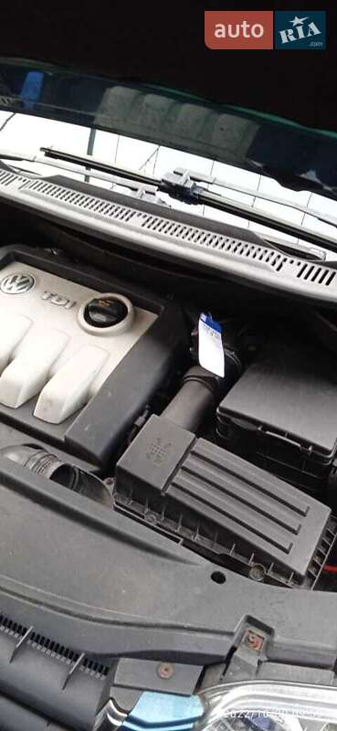 Мінівен Volkswagen Touran 2005 в Долинській