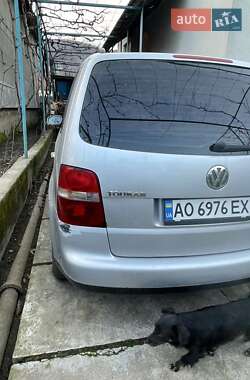 Минивэн Volkswagen Touran 2005 в Хусте