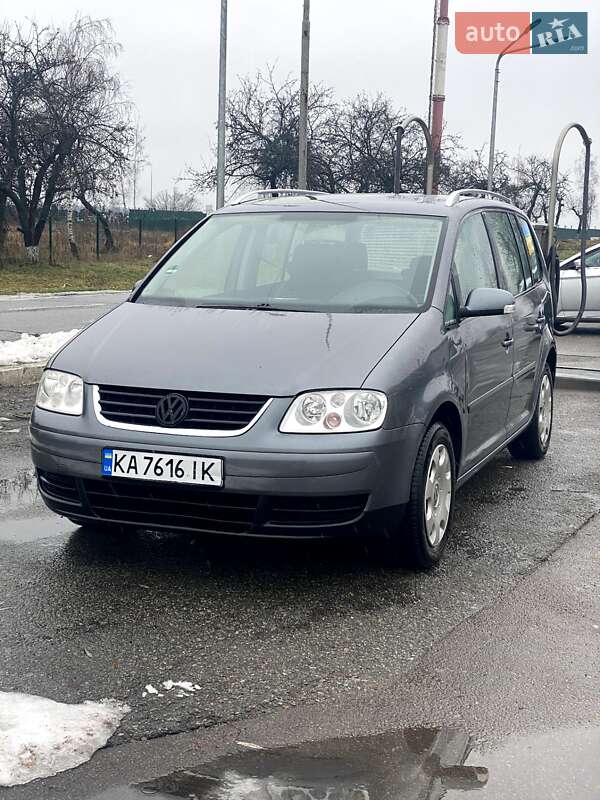 Volkswagen Touran 2004