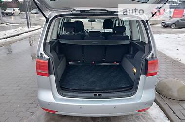 Универсал Volkswagen Touran 2012 в 