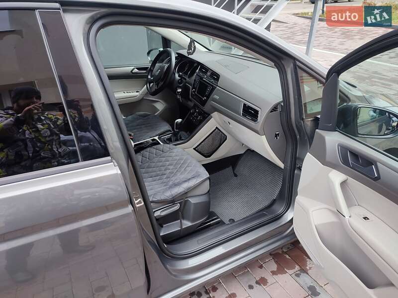 Мікровен Volkswagen Touran 2015 в Львові