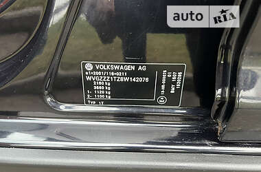 Минивэн Volkswagen Touran 2008 в Киеве