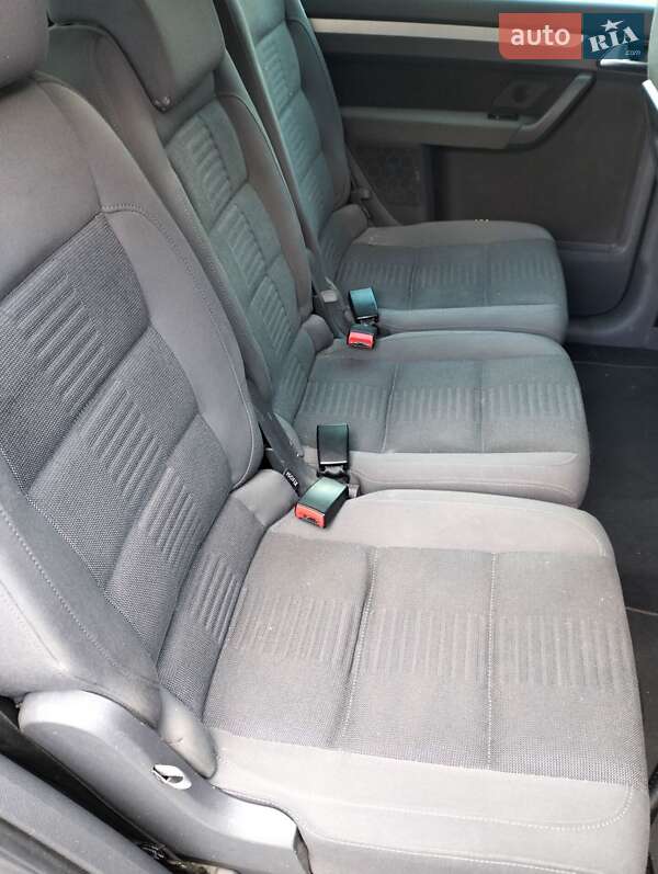 Минивэн Volkswagen Touran 2007 в Ровно