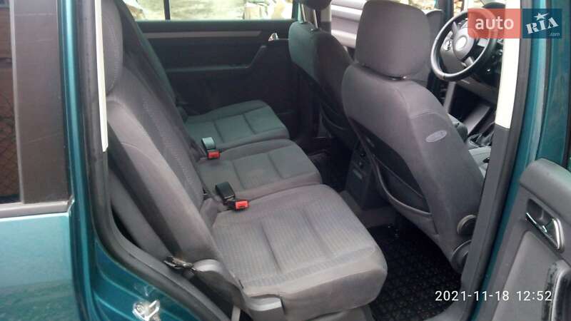 Минивэн Volkswagen Touran 2003 в Полтаве