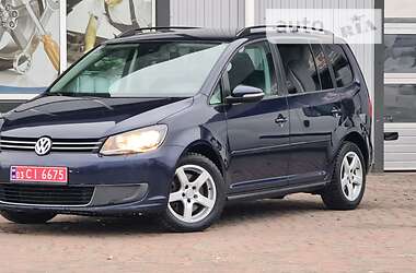 Минивэн Volkswagen Touran 2010 в Сарнах