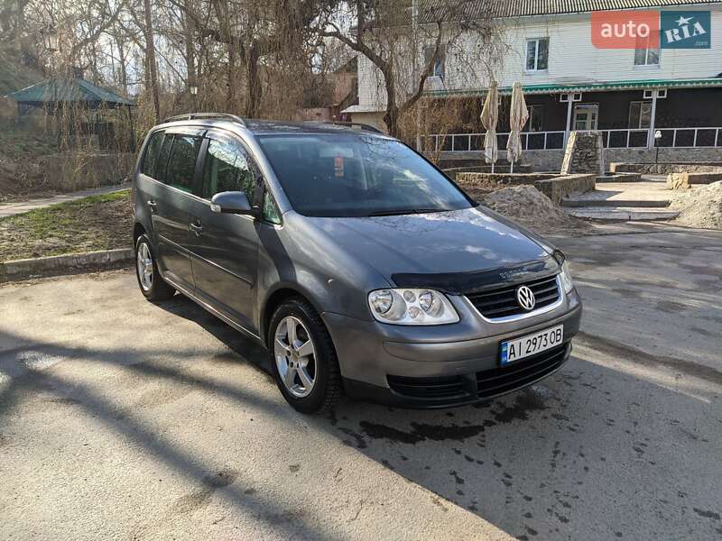Минивэн Volkswagen Touran 2005 в Сквире