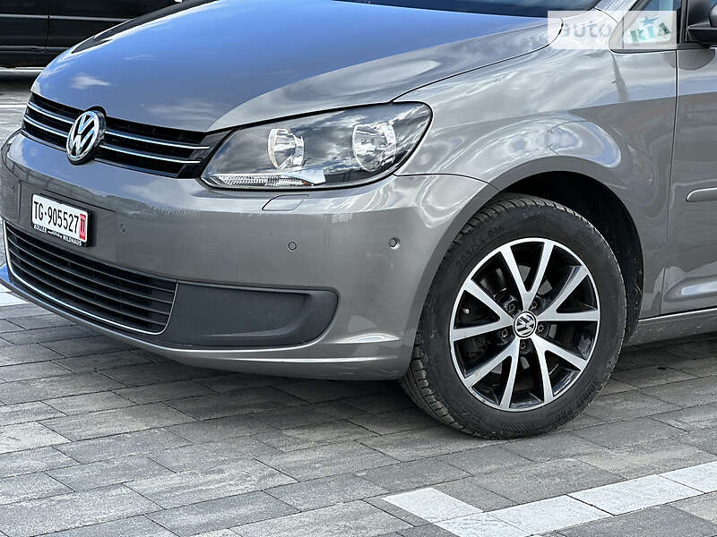 Мікровен Volkswagen Touran 2011 в Луцьку