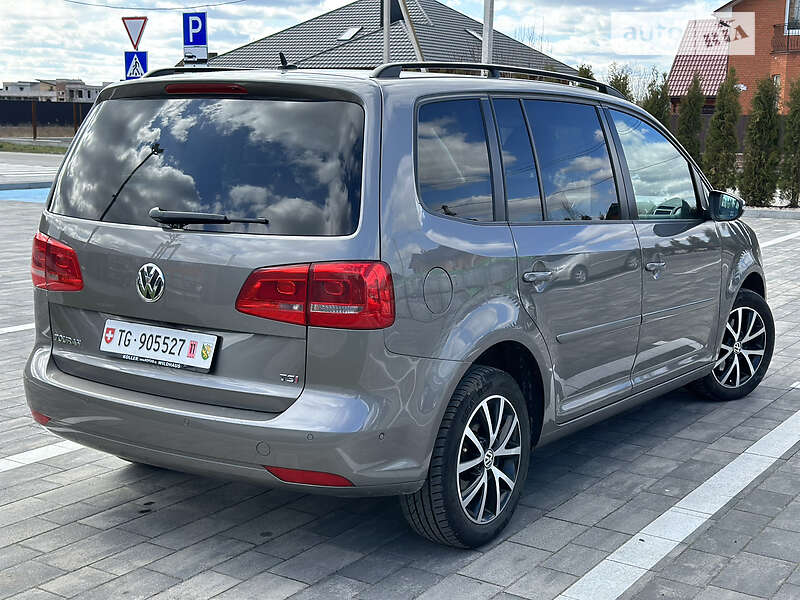 Мікровен Volkswagen Touran 2011 в Луцьку